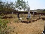 Zimbabwe, MATABELELAND SOUTH, District Umzingwane, Esigodini, Hope Fountain Mission_1, Main Cemetery