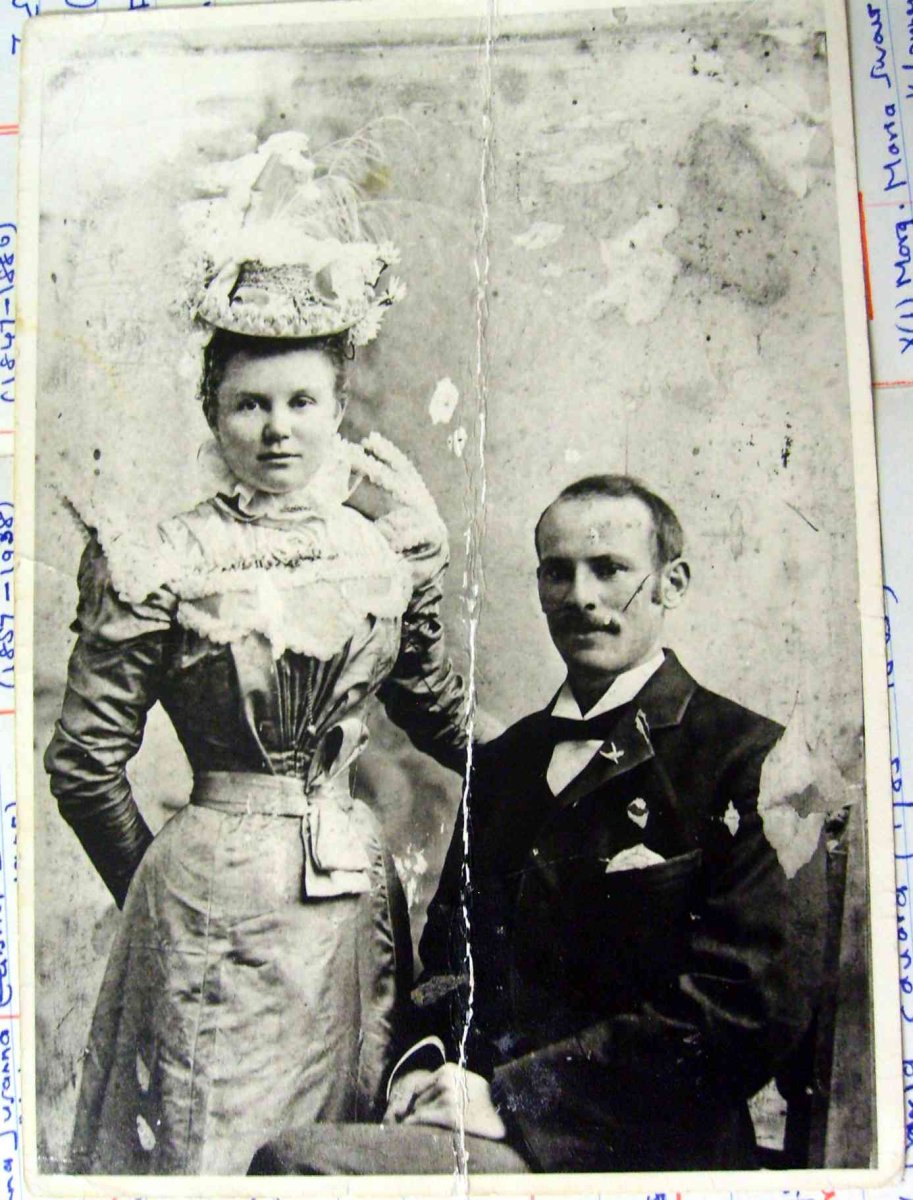 18 18